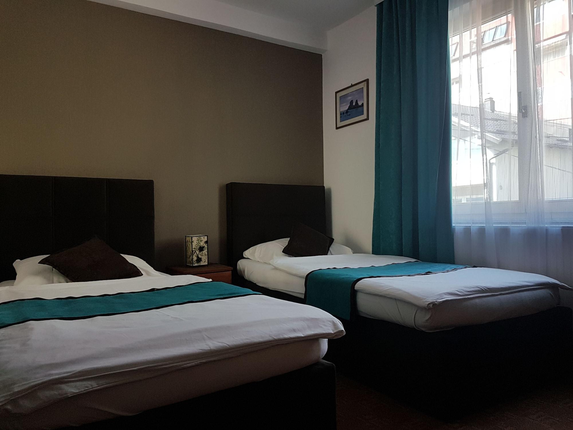 Ahar Hotel อิลิดชา ภายนอก รูปภาพ