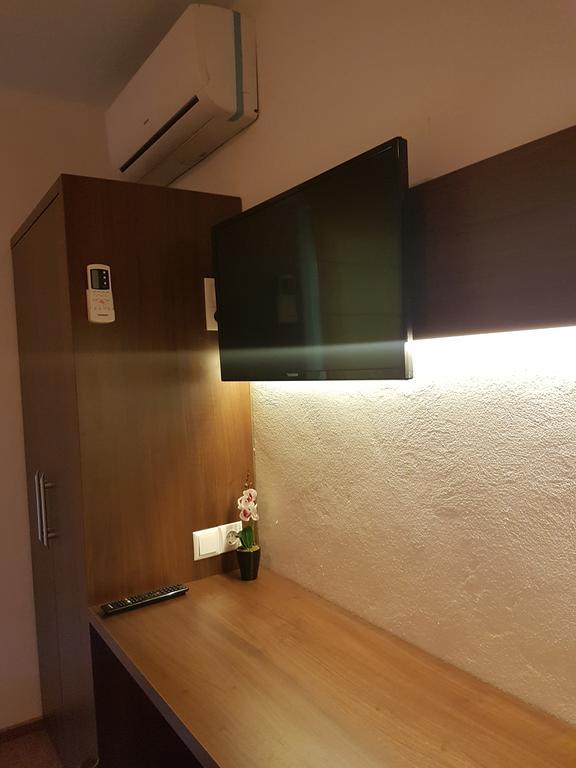 Ahar Hotel อิลิดชา ภายนอก รูปภาพ